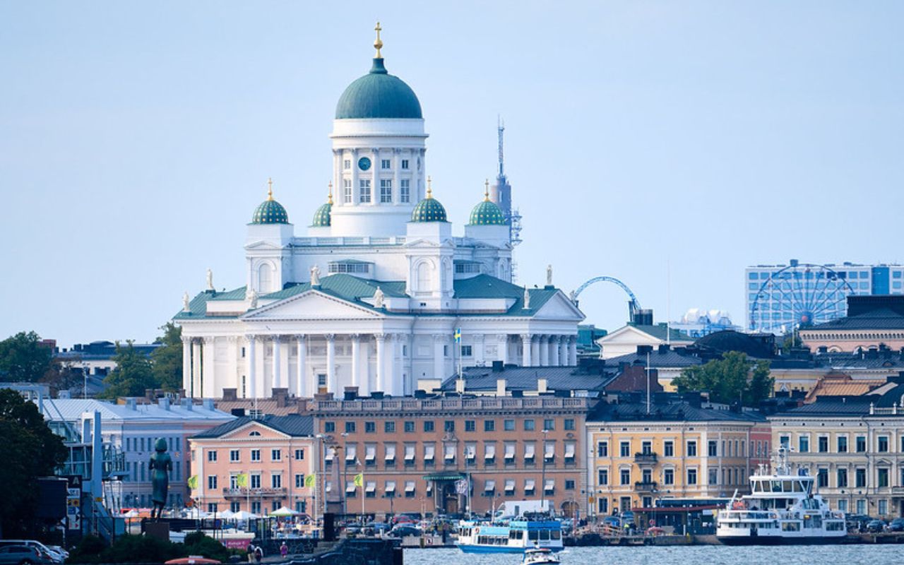 Book Student Group Travel to Helsinki