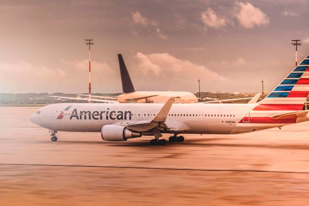 American Airlines Group Flight Bookings
